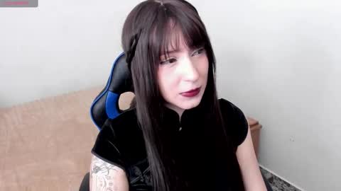 Liz online show from October 21, 3:40 am