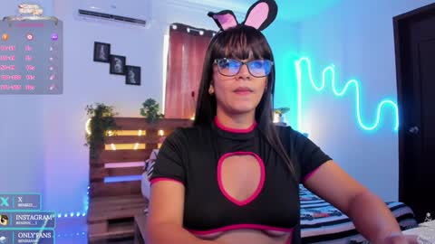 Livfabi  online show from December 29, 7:11 pm