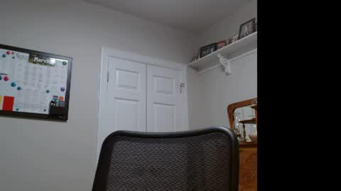 livinfree69 online show from March 30, 1:01 pm
