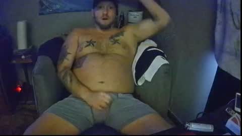 Snapshot of livingpuddle chatting on October 4, 6:06 pm livingpuddle online show from October 4, 6:06 pm