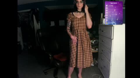 Snapshot of livolioyo chatting on December 28, 2:10 pm Livolio online show from December 28, 2:10 pm