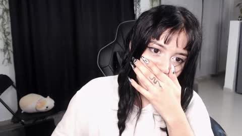 Elizabeth online show from February 3, 2:53 am