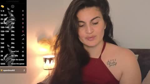 Snapshot of liz_devine chatting on February 6, 4:25 pm liz online show from February 6, 4:25 pm