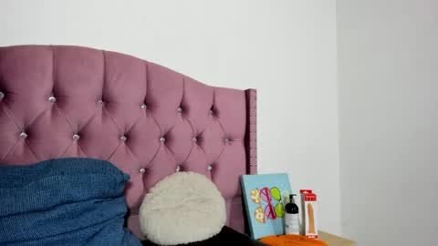 liz_grettel online show from April 16, 9:39 pm