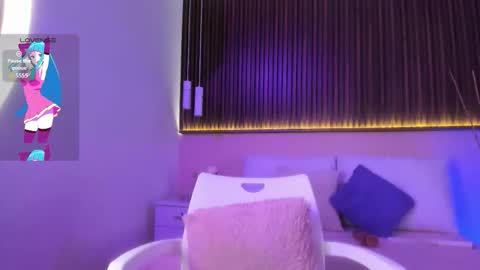    online show from March 7, 10:07 pm