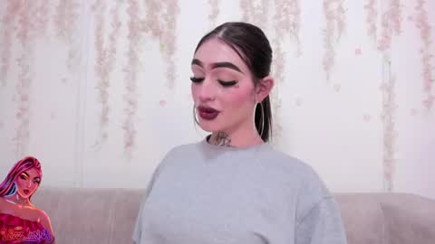 Liz Luna online show from April 1, 9:56 pm