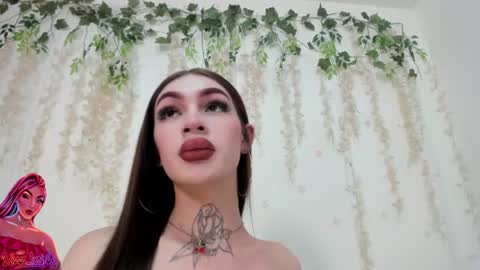 Snapshot of liz_lunaa chatting on June 19, 9:07 pm Liz Luna online show from June 19, 9:07 pm