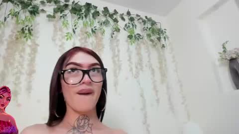 Snapshot of liz_lunaa chatting on July 14, 2:05 am Liz Luna online show from July 14, 2:05 am