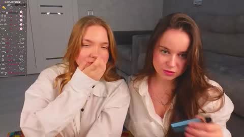 Snapshot of liza_crown chatting on February 18, 2:02 pm Liza online show from February 18, 2:02 pm