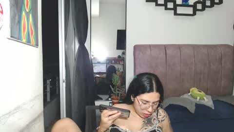 Liza Thurner online show from September 27, 1:54 am