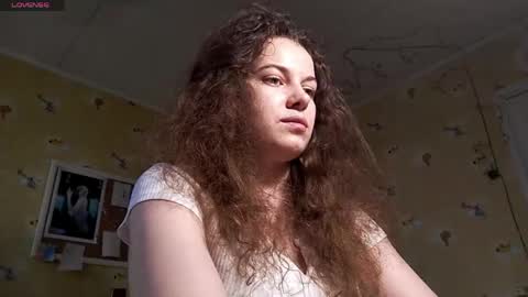 Molly online show from May 15, 2:24 pm