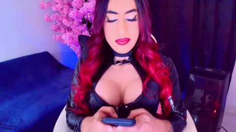Snapshot of lizagothdoll chatting on July 5, 1:12 am Liza Goth online show from July 5, 1:12 am