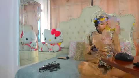 lizANDjuan online show from December 14, 7:51 pm