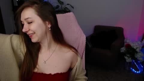 Snapshot of lizaswan chatting on April 10, 11:04 am LIzaSwan online show from April 10, 11:04 am