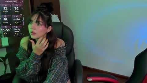 lizynick online show from March 6, 8:38 pm