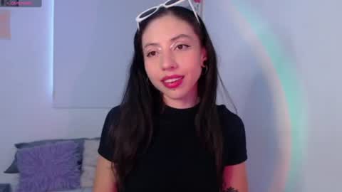Snapshot of lizza_scott chatting on June 6, 10:36 pm Lizza Scott online show from June 6, 10:36 pm