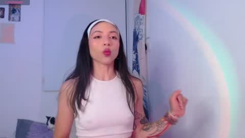 Snapshot of lizza_scott chatting on June 7, 10:46 pm Lizza Scott online show from June 7, 10:46 pm