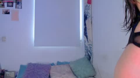 Snapshot of lizza_scott chatting on June 11, 9:46 pm Lizza Scott online show from June 11, 9:46 pm