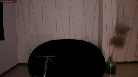 Lizzi  online show from November 23, 4:51 pm