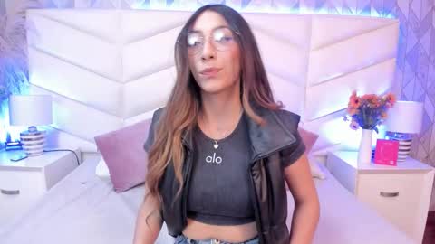 LIZZI online show from February 14, 7:21 pm