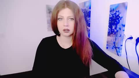 Snapshot of lizzy_koul chatting on March 18, 9:34 am Lizzy3 online show from March 18, 9:34 am