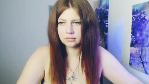 Snapshot of lizzy_koul chatting on April 22, 9:44 am Lizzy3 online show from April 22, 9:44 am