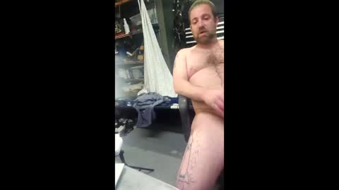 lizzyice8 online show from December 17, 7:25 am