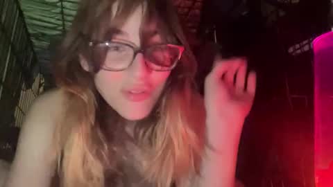 lizzylonestar online show from May 26, 10:50 pm