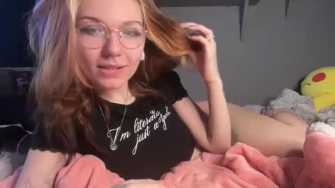 lizzybunny online show from December 28, 5:03 pm