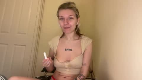 lizzybunny online show from November 3, 8:21 pm