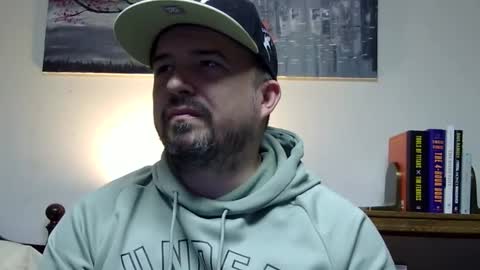 Snapshot of lj345689 chatting on December 9, 12:23 am lj345689 online show from December 9, 12:23 am