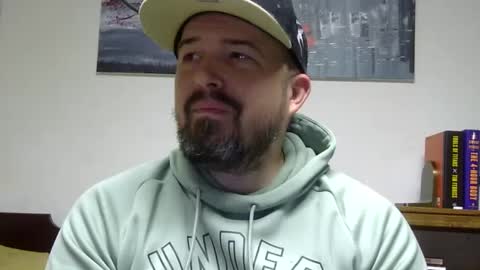 Snapshot of lj345689 chatting on January 9, 12:14 am lj345689 online show from January 9, 12:14 am