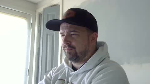 Snapshot of lj345689 chatting on March 5, 8:32 pm lj345689 online show from March 5, 8:32 pm