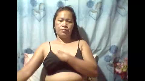 llanie888 online show from March 12, 7:02 am