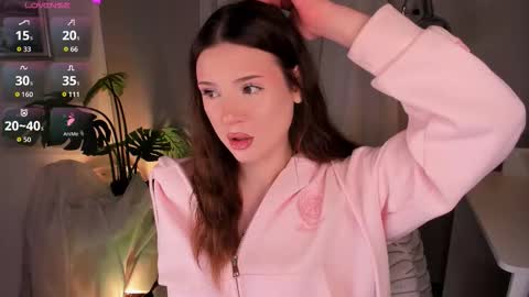 Arina online show from December 18, 7:14 am