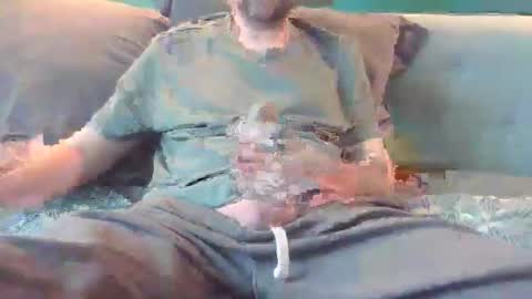 Lnkn online show from April 17, 5:27 pm