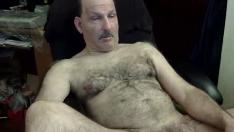 loades182025 online show from December 23, 3:48 am