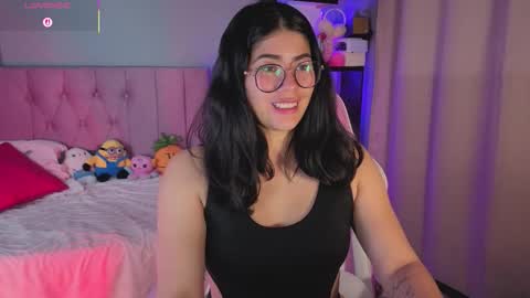 Snapshot of loaluxury chatting on January 12, 4:56 pm Pamela online show from January 12, 4:56 pm