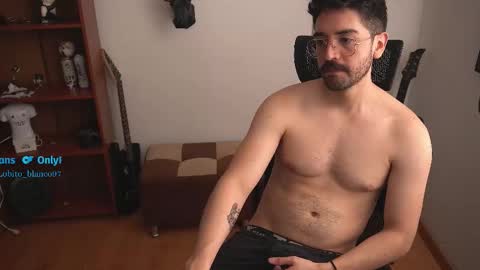 Lobito blanco Thefckingwolf main account online show from October 27, 5:50 pm