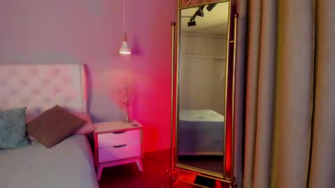 Snapshot of lobito_kai chatting on January 14, 7:53 pm Alex online show from January 14, 7:53 pm