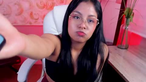 Snapshot of lobito_kai chatting on February 21, 2:06 pm Alex online show from February 21, 2:06 pm