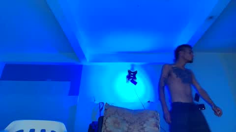 edwin online show from May 10, 10:42 am