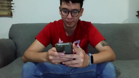 Snapshot of lobomx19 chatting on January 3, 3:05 am Lobo online show from January 3, 3:05 am