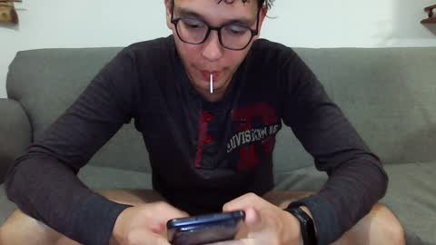 Snapshot of lobomx19 chatting on January 7, 3:14 am Lobo online show from January 7, 3:14 am