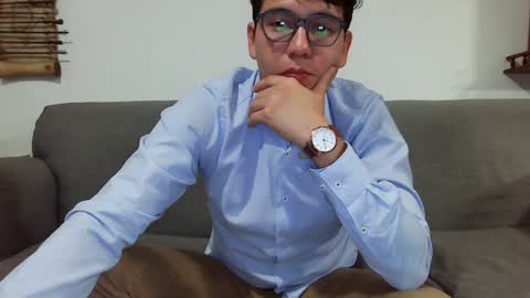 Snapshot of lobomx19 chatting on January 27, 1:48 am Lobo online show from January 27, 1:48 am