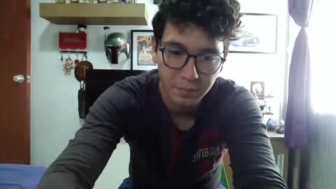 Snapshot of lobomx19 chatting on February 25, 4:10 pm Lobo online show from February 25, 4:10 pm