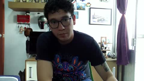 Snapshot of lobomx19 chatting on February 25, 10:18 pm Lobo online show from February 25, 10:18 pm