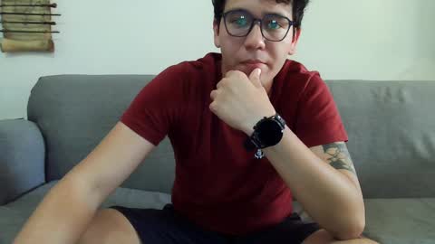 Snapshot of lobomx19 chatting on February 26, 10:42 pm Lobo online show from February 26, 10:42 pm