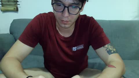 Snapshot of lobomx19 chatting on February 27, 1:48 am Lobo online show from February 27, 1:48 am