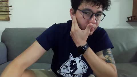 Snapshot of lobomx19 chatting on March 1, 3:38 pm Lobo online show from March 1, 3:38 pm